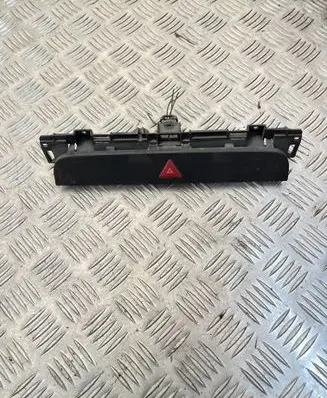 Volkswagen PASSAT B6 Hazard light switch 3C0857318C