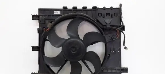 Mercedes-Benz Vito Viano W638 Radiator cooling fan shroud A6385002093