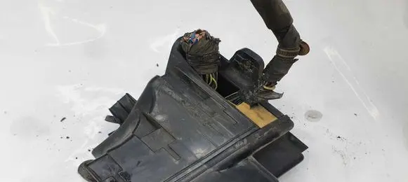 Toyota Avensis Verso Fuse module NOCODE
