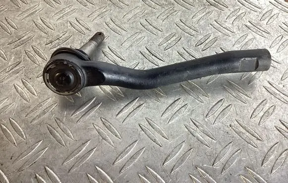 Lexus LS 460 - 600H Steering tie rod end 