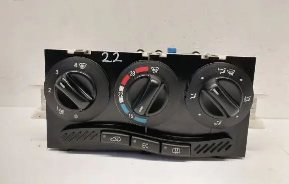 Mercedes-Benz A W168 Climate control unit 1688300485