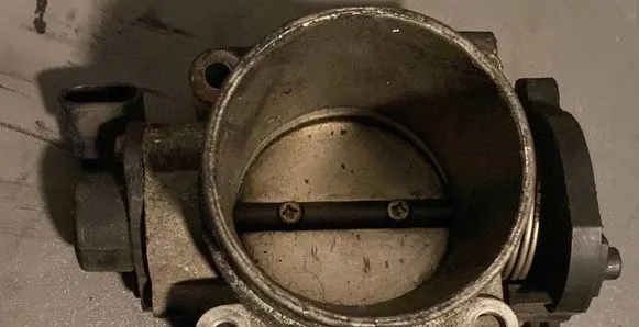 Volvo S40, V40 Throttle valve 729791000