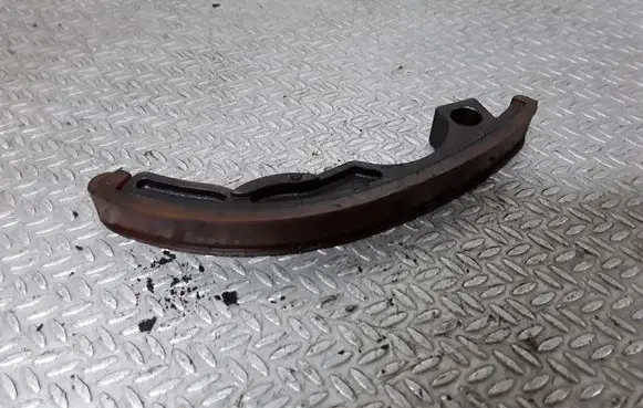 Volkswagen Touareg I Slide rail for timing chain 079109510F
