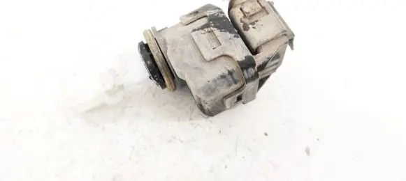 Headlight level adjustment motor
