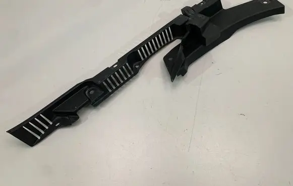 Volvo XC60 Fender end trim 32216109