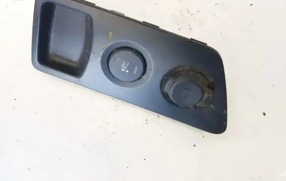 Peugeot RCZ Cigarette lighter ym14302777 96661053xt00