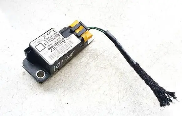 Renault Megane I Airbag deployment crash/impact sensor 7700437300b 550759900