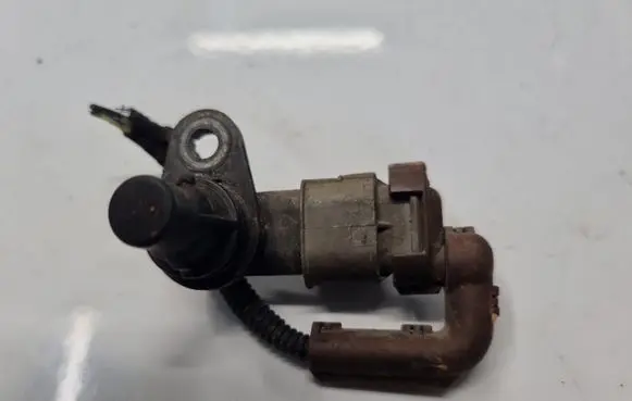 Opel Insignia A Camshaft position sensor 55216243