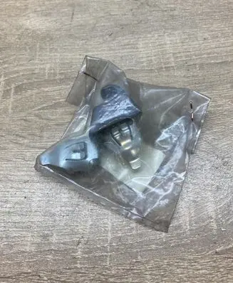 Pontiac G6 Sun visor clip/hook/bracket 13187128