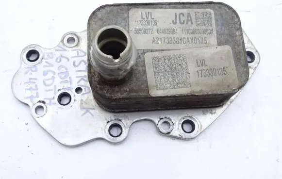 Opel Astra K Engine oil radiator 55500372