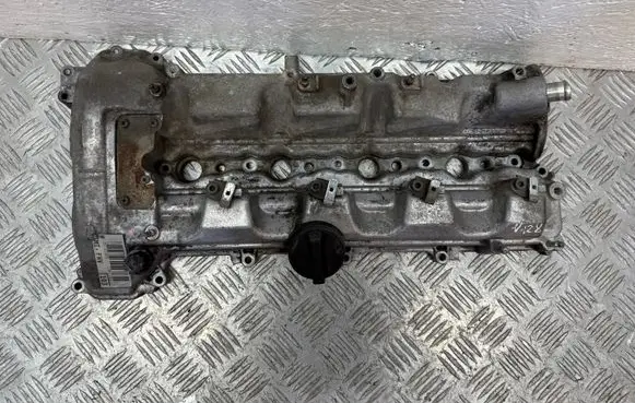 Toyota Corolla Verso AR10 Rocker cam cover 1120126030 05132305 0397702