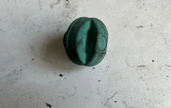 Fuel tank filler cap