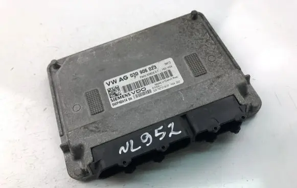 Volkswagen Polo III 6N 6N2 6NF Engine control unit/module ECU 03E906023