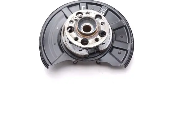 Mercedes-Benz E W212 Rear wheel hub A2123500141