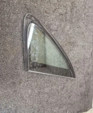 Porsche Macan (95B) Rear side window 95B845298BD