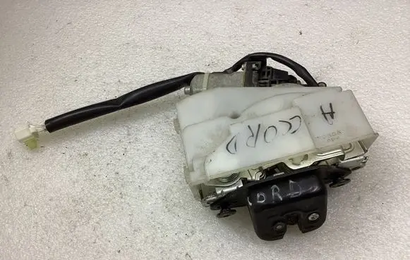 Honda Accord Loading door lock 90107