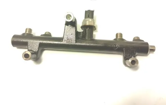 Volvo V50 Fuel main line pipe 9685297580 28497Z 111244176