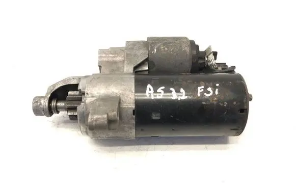 Audi A5 8T 8F Starter motor 
