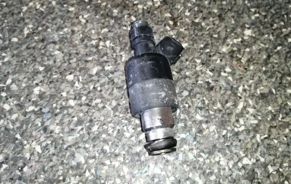 Opel Vectra B Fuel injectors set 17089276