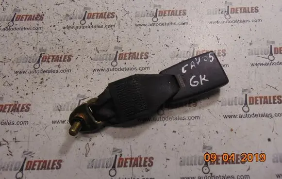 Honda CR-V Front seatbelt buckle