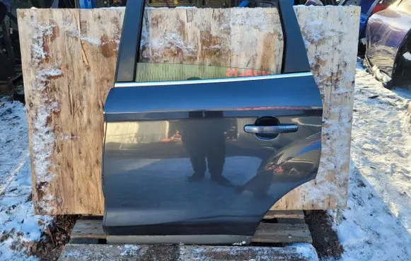 Ford Kuga I Rear door