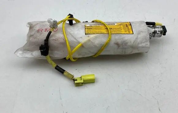 Toyota Prius+ (ZVW40) Seat airbag BAMPT11150