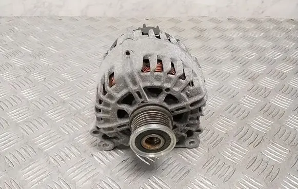 Skoda Superb B8 (3V) Generator/alternator 03L903024L