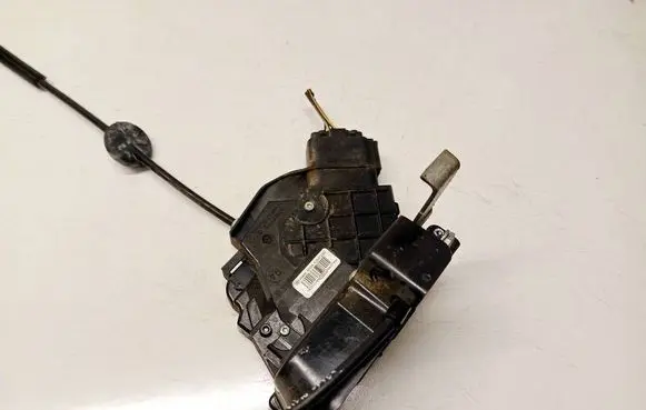 Ford Focus Rear door lock 4M5AA26412BE