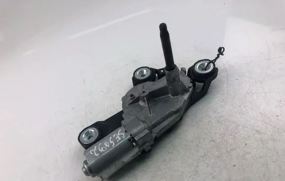 Volvo V50 Wiper motor 8648011