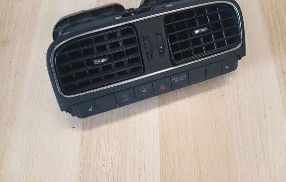 Volkswagen Polo V 6R Dash center air vent grill 6C0819728