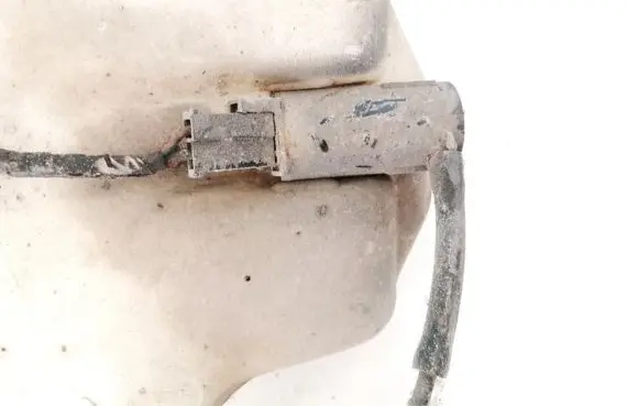 Ford Mondeo MK II Windscreen/windshield washer pump