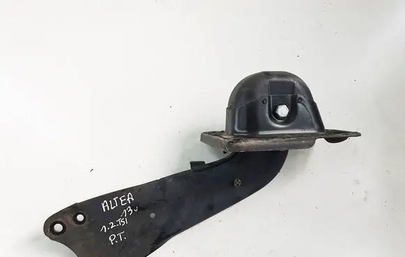 Seat Altea Rear control arm 1K0505130L-sea 1k0505130l