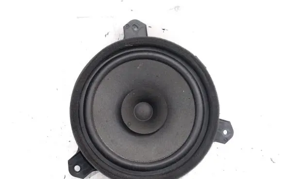 Subaru XV II Rear door speaker