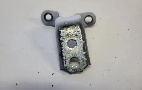 Toyota Avensis T270 Front door upper hinge