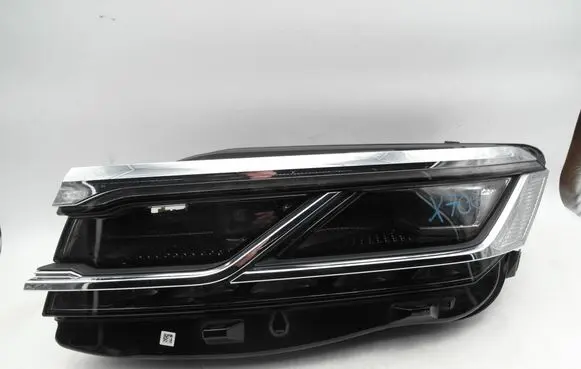 Volkswagen Touareg III Headlight/headlamp 761941081 1EX01314305