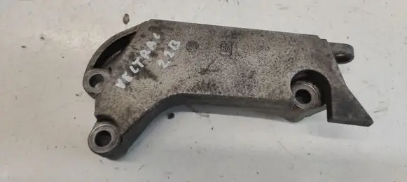 Opel Vectra C Engine mounting bracket 9156953 546