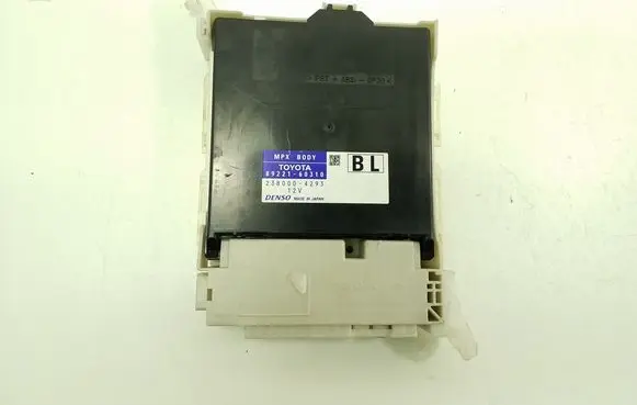 Lexus GX J150 Fuse module 8273060180