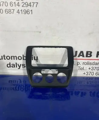Volkswagen Jetta VI Climate control/heater control trim 5C6858071C 5C6858069C