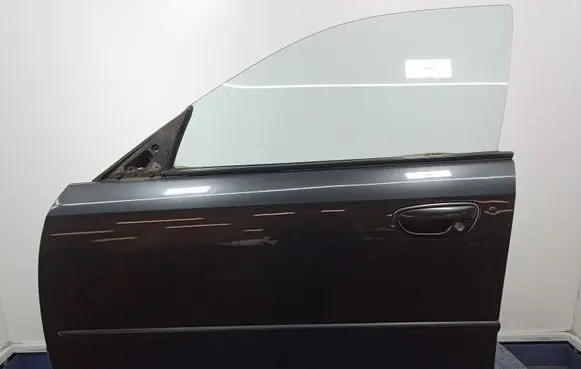 Subaru Legacy Front door