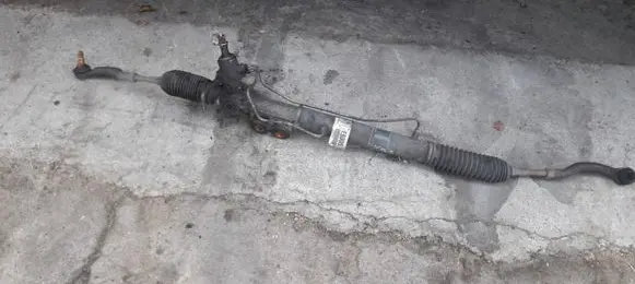 Nissan Navara D22 Steering rack EB305