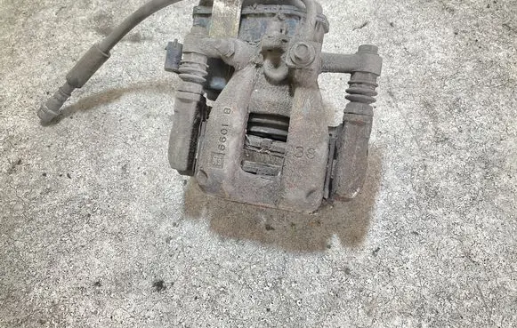 Opel Insignia B Rear brake caliper