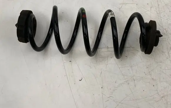 Porsche Macan (95B) Rear coil spring 95B511121A