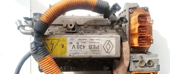 Renault Zoe Voltage converter inverter H8201148071 28.4068-40061