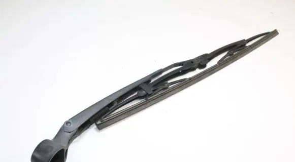 BMW X5 E53 Rear wiper blade arm