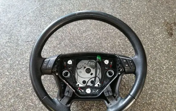 Volvo XC90 Steering wheel 30723428