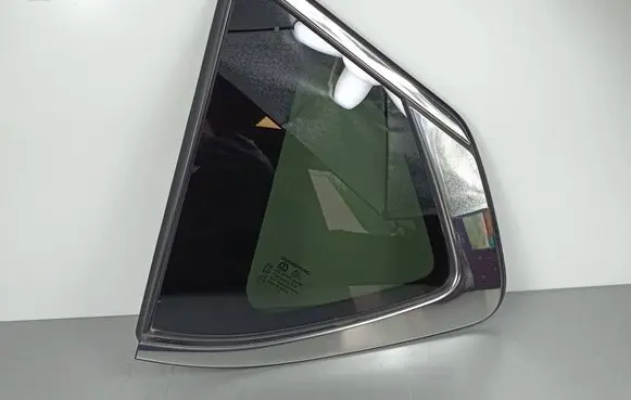 SsangYong Rexton Rear side window DOT1026AS3M532 43R016734