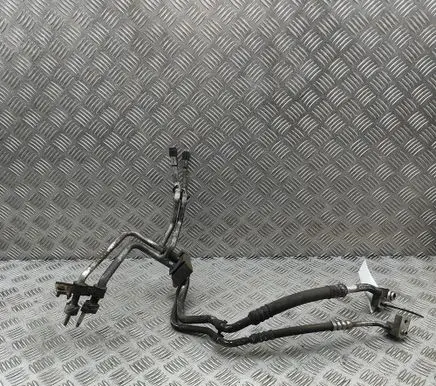 Jaguar XJ X350 Air conditioning (A/C) pipe/hose C2C28141