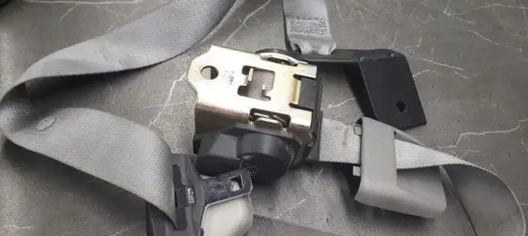 Opel Sintra Front seatbelt