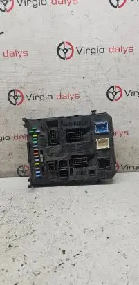 Citroen C5 Fuse module 9660105980 BSI2004H05 01060905