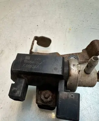 Opel Astra H Turbo solenoid valve 55558101